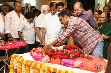 Celebrities Pay Homage to Vijaya Nirmala Garu